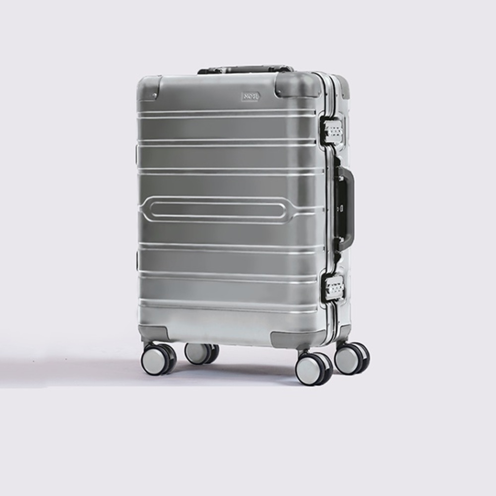 Selling a Rollie. Silver color carry on.Never used and is in original packaging.